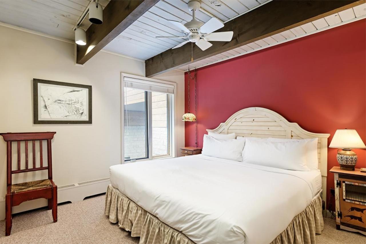 Chateau Dumont Unit 2, Condo With Central, Downtown Location Aspen Exterior photo